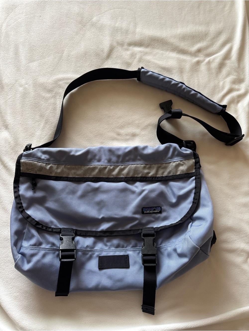 Patagonia messenger bag